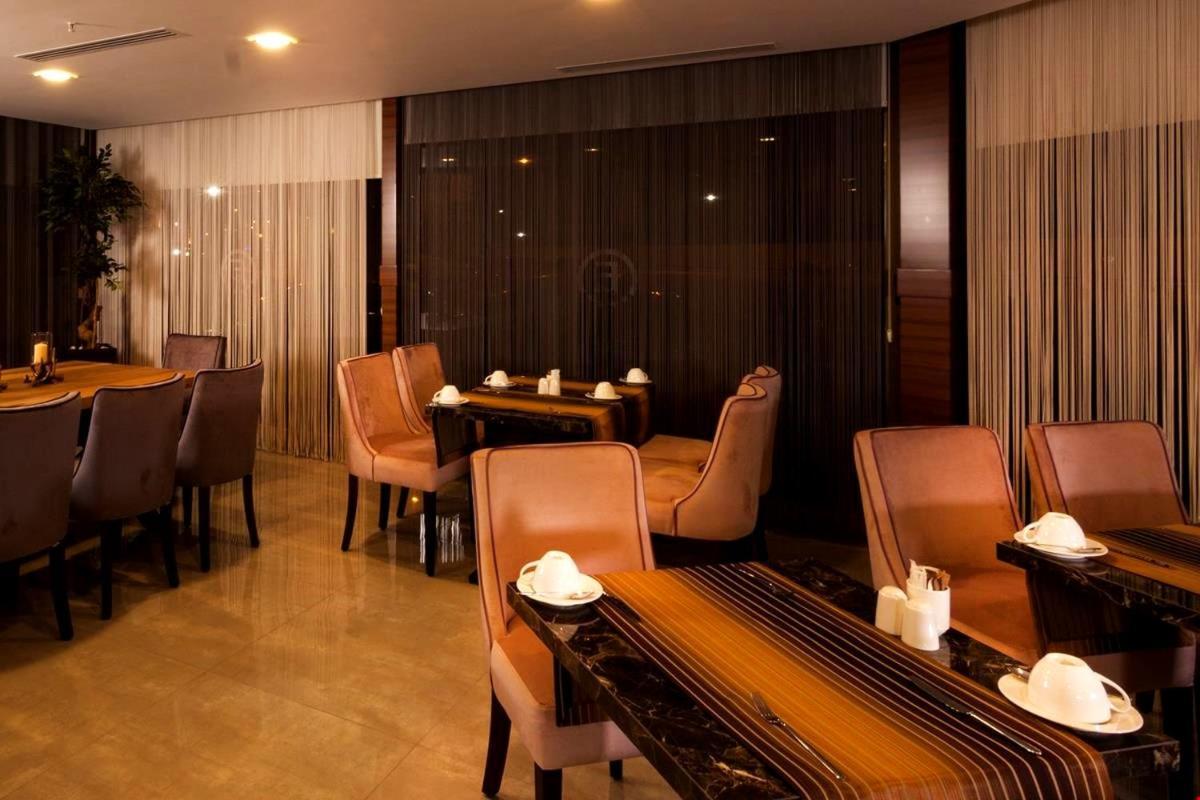 Majura Hotel Business Izmir Exterior photo