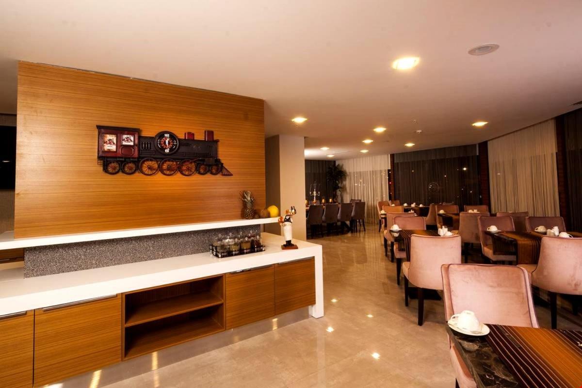 Majura Hotel Business Izmir Exterior photo