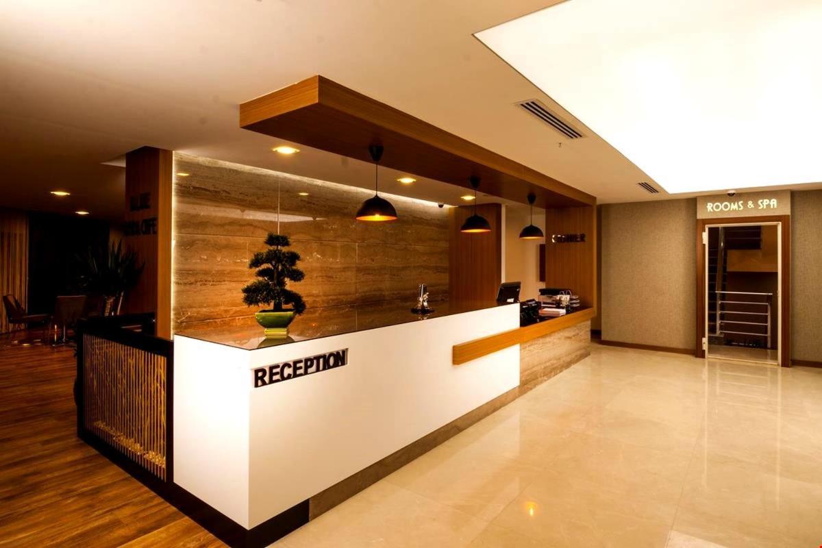 Majura Hotel Business Izmir Exterior photo